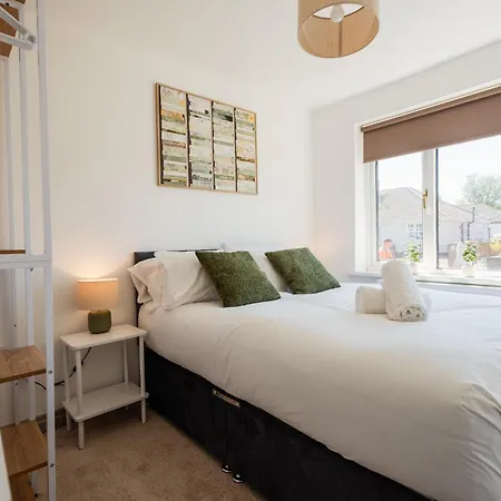 Winston By Horizon Holiday home