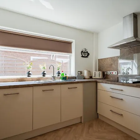 בית נופש Winston By Horizon South Bank